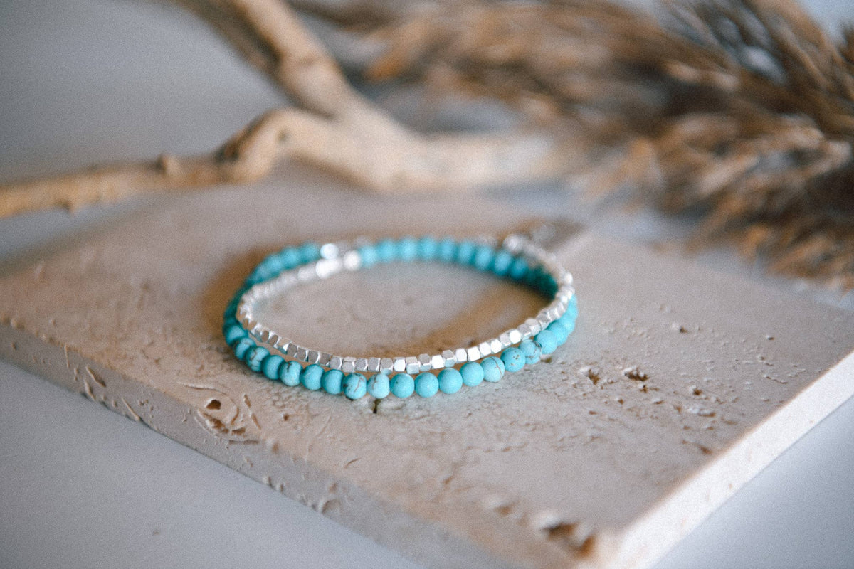 Gemstone Double Wrap Silver Beaded Bracelet: Turquoise