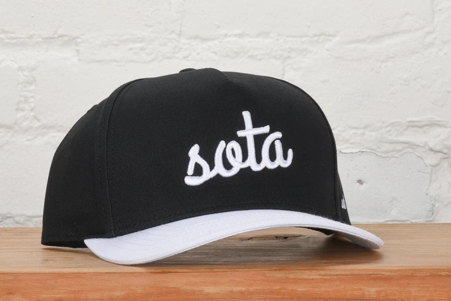 Looncall Sota Embroidered Snapback | Black/White