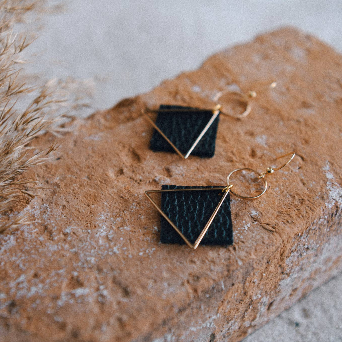 Diamond Hoop Gold & Natural Black Leather