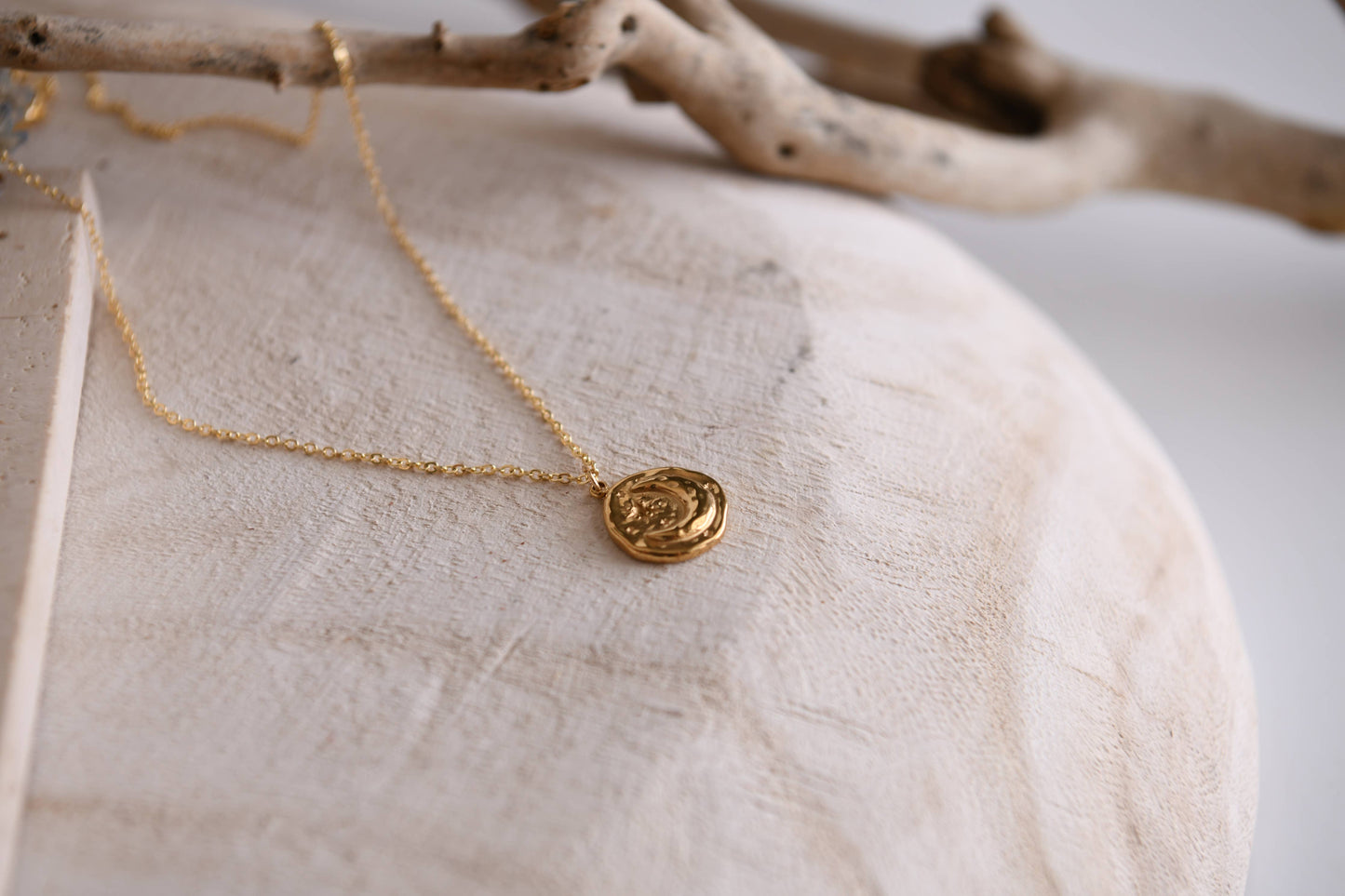 Kindred Spirit Pendant Necklace: Gold Moon