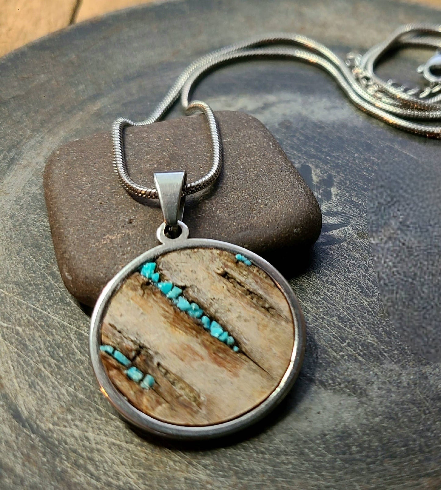 Stainless Steel Turquoise Birch Bark Circle Necklace