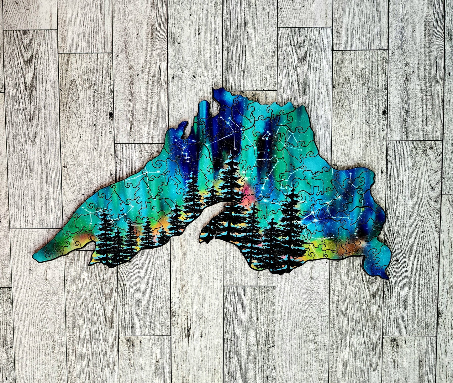 Northern Lights Lake Superior Wooden Jigsaw Puzzle